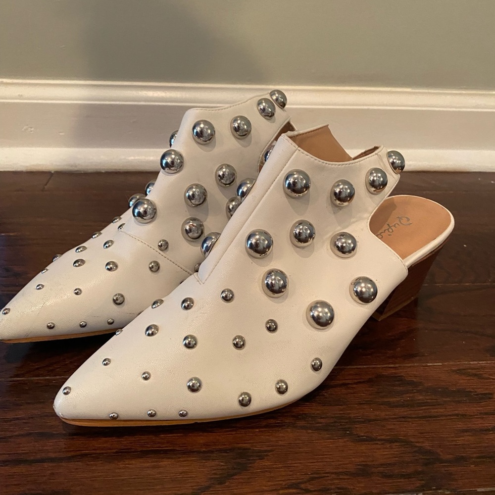 Bold Boutique Mule Heels